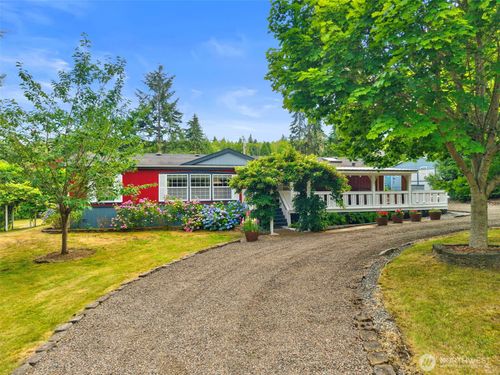6779 Ne Twin Spits Rd, Hansville, WA, 98340-7704 | Card Image