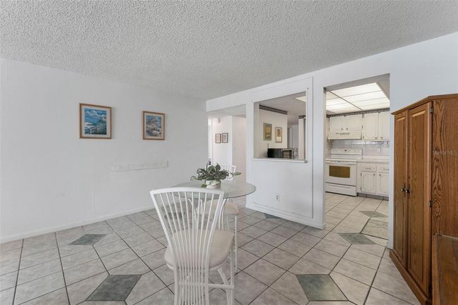 APT-403 - 851 Bayway Blvd, Condo with 2 bedrooms, 2 bathrooms and null parking in CLEARWATER BEACH FL | Image 37