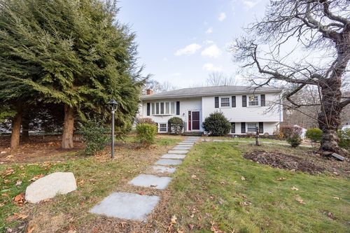 222 Blackstone St, Bellingham, MA, 02019-1605 | Card Image