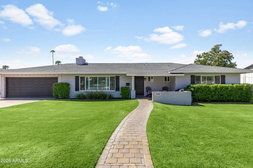 3229 E Montecito Ave, Phoenix, AZ, 85018-3914 | Card Image