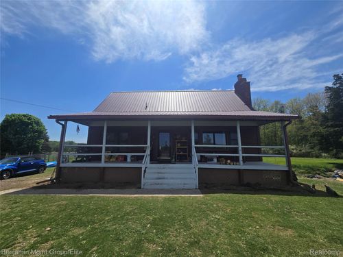 6827 Lapeer Road, Kimball Township, MI, 48074 | Card Image