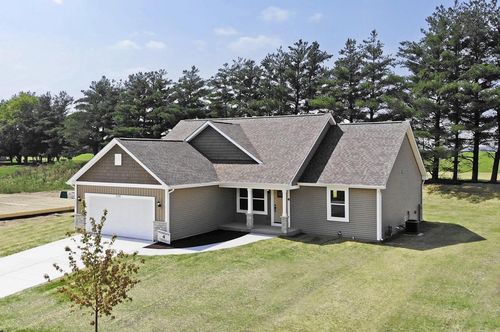 220 Linden Lane, Delavan, WI, 53115 | Card Image