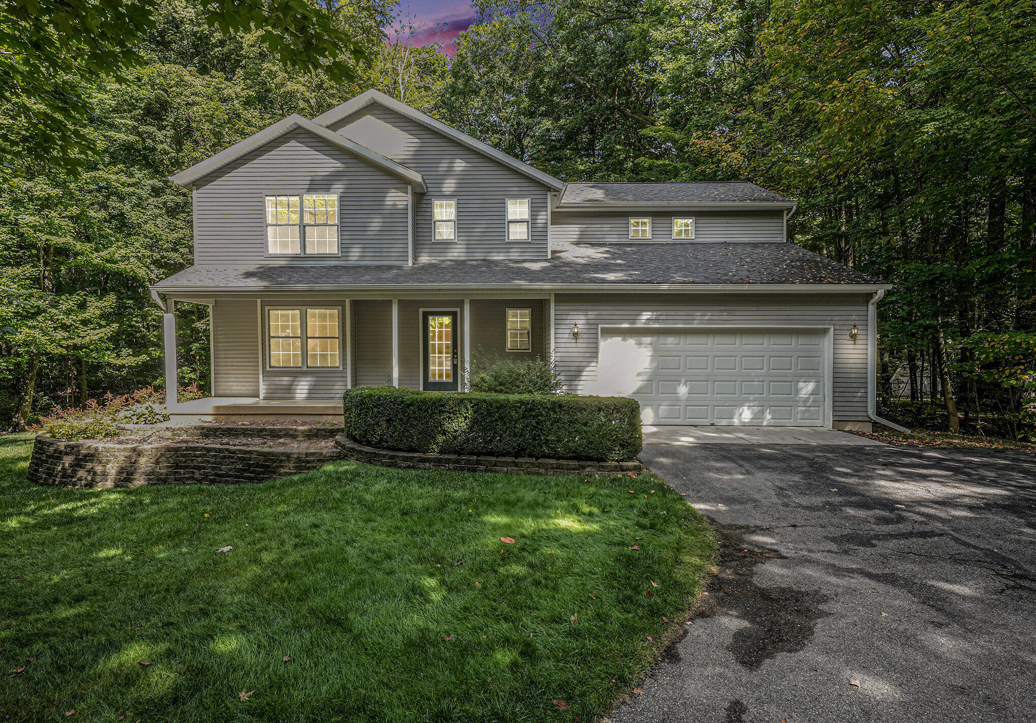 Nellie Ln, Kent City, MI 49330