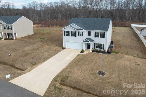 174 Culloden Dr, Mocksville, NC, 27028-4883 | Card Image