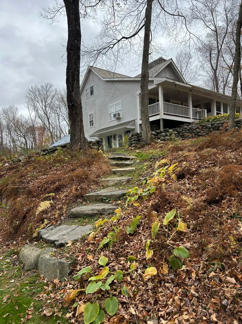 199 Hoop Pole Hill Rd, Woodbury, CT, 06798-1926 | Card Image