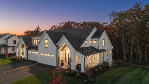 49 Trails Edge Road, Windham, NH, 03087 | Card Image