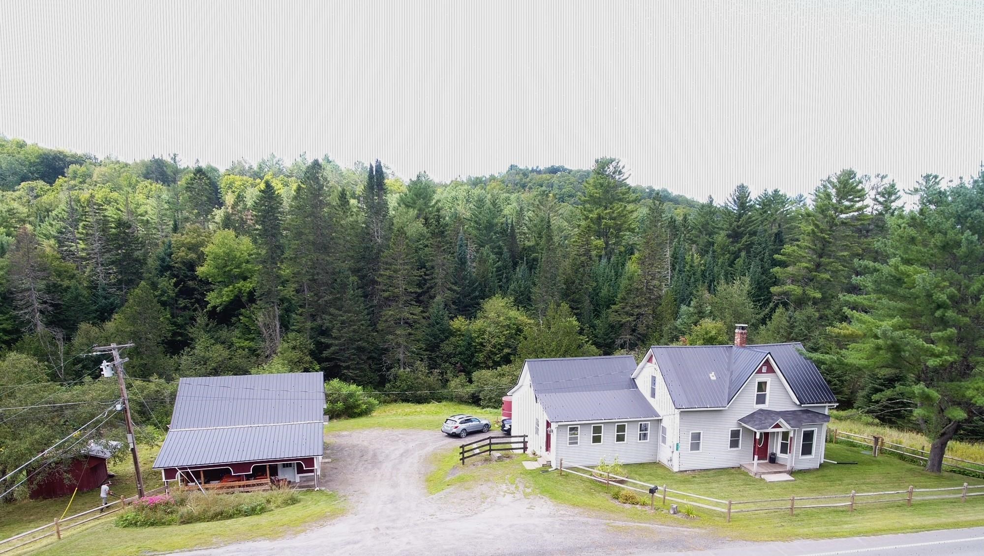 Lynburke Rd, Lyndonville, VT 05851