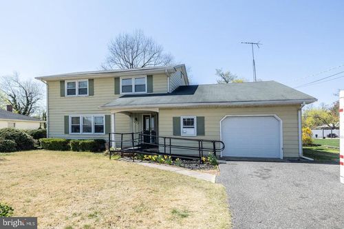 1872 Galli Dr, VINELAND, NJ, 08361-2532 | Card Image