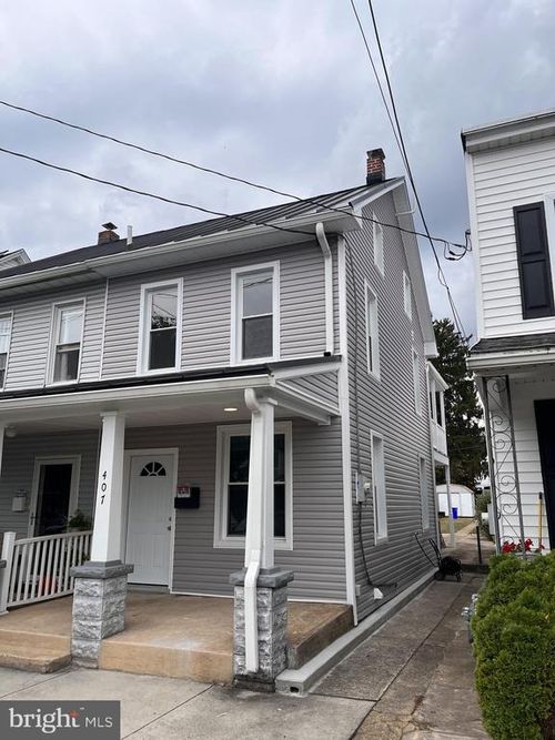 407 Herman Ave, LEMOYNE, PA, 17043-1943 | Card Image