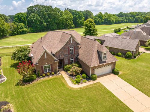 420 Lewis Fairway Cir, Oakland, TN, 38060-3397 | Card Image