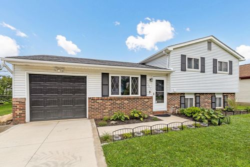 1301 Saffron Pl, Galloway, OH, 43119-9278 | Card Image