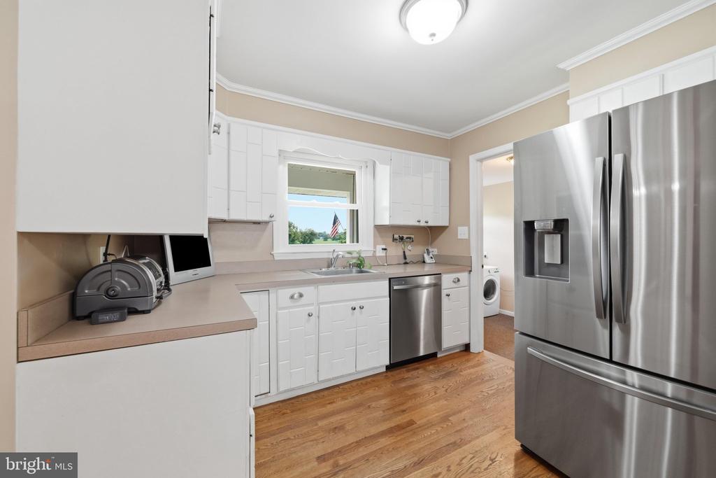 Residential in WOODBINE 5