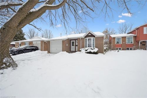 54 Dolman Crt, Cambridge, ON, N1S4G4 | Card Image