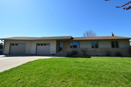 109 Brenda Ln, Goodhue, MN, 55027-9114 | Card Image