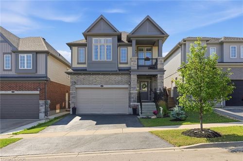 629 Wild Rye St, Waterloo, ON, N2V0E3 | Card Image