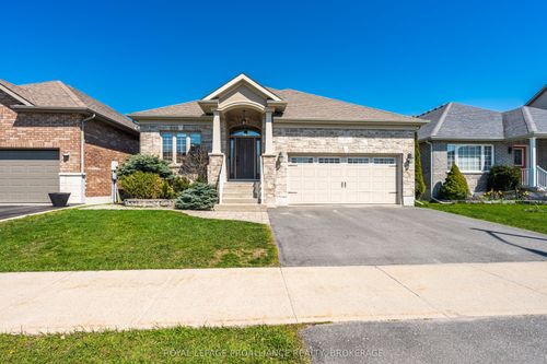 812 Augusta Dr, Kingston, ON, K7P0E3 | Card Image