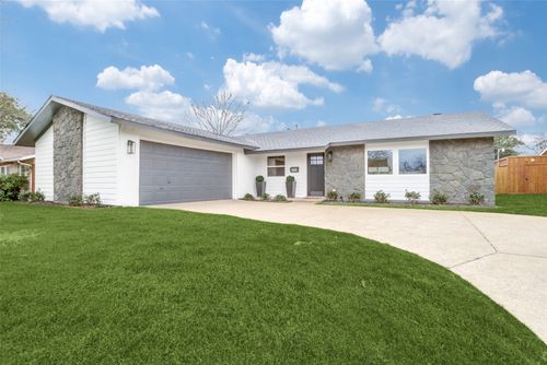 3741 Crown Shore Dr, Dallas, TX, 75244-7036 | Card Image