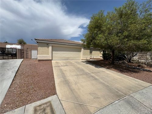 10225 Clarks Creek St, Las Vegas, NV, 89131-1555 | Card Image
