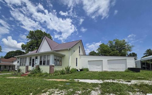 112 N Walnut, Versailles, IL, 62378-1216 | Card Image