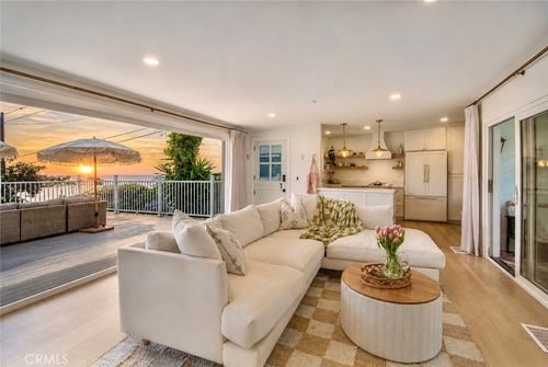 1445 Bluebird Canyon Dr, Laguna Beach, CA, 92651-3006 | Card Image