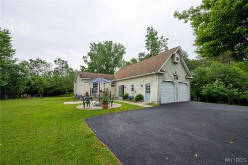 1363 Losson Rd, Depew, NY, 14043-4612 | Card Image
