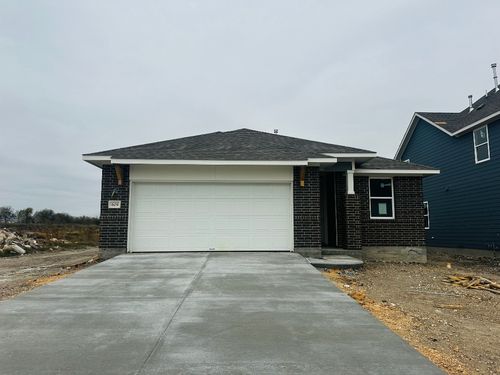 609 Henry Milton Rd, Georgetown, TX, 78626-3303 | Card Image