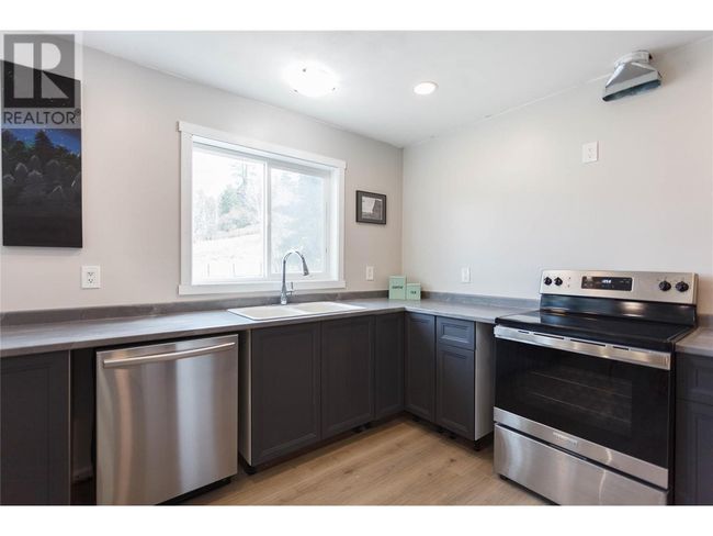 6655 Cosens Bay Rd, House other with 7 bedrooms, 5 bathrooms and 8 parking in Coldstream BC | Image 62