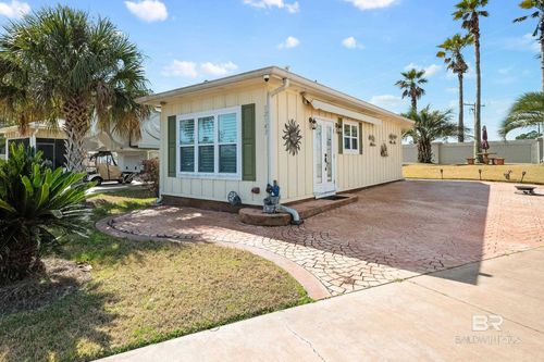 12143 Gateway Dr, Elberta, AL, 36530-4403 | Card Image