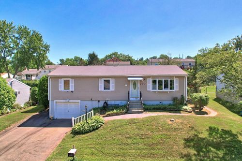 197 Hickory Hill Drive, Waterbury, CT, 06708 | Card Image