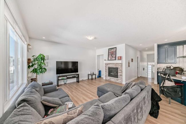 270 Carringham Road Nw, Home with 5 bedrooms, 3 bathrooms and 4 parking in Calgary AB | Image 17