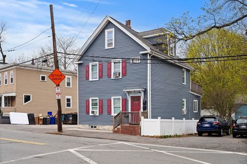 969 Canterbury St, Boston, MA, 02131-4709 | Card Image