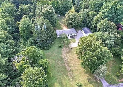 9692 Summit Street Rd, Le Roy, NY, 14482-8971 | Card Image