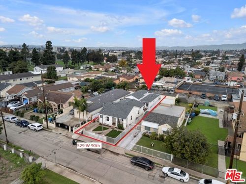 529 W 90th St, Los Angeles, CA, 90044-5723 | Card Image