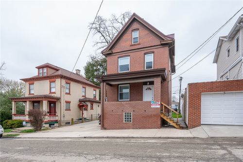 449-447-449 Steck St, Greensburg, PA, 15601-4256 | Card Image