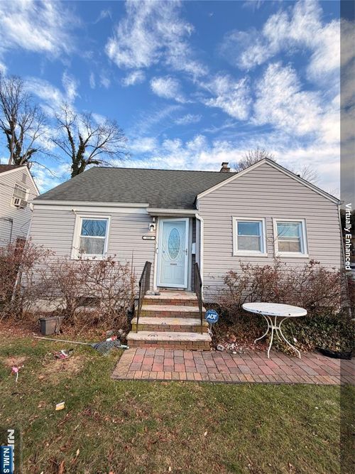 110 Nolton St, Belleville, NJ, 07109-2237 | Card Image