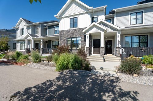 44 D'Arcy Boulevard, Okotoks, AB, T1S5S7 | Card Image