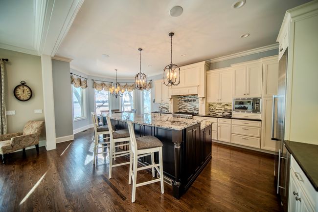 75 N Lake Ave, House other with 4 bedrooms, 4 bathrooms and 7 parking in Third Lake IL | Image 13