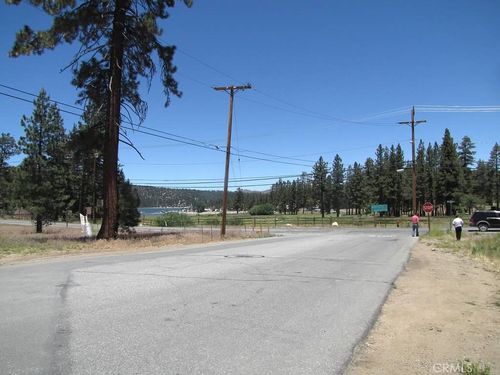 108 W Big Bear Blvd, Big Bear City, CA, 92314-3610 | Card Image