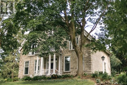127 Jacob St, Cambridge, ON, N3H2T7 | Card Image