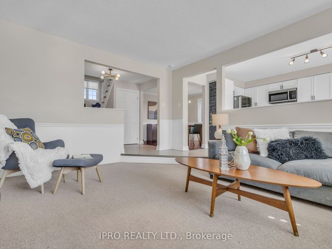 626 Deerhurst Dr, House other with 3 bedrooms, 3 bathrooms and 4 parking in Burlington ON | Image 5