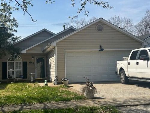 2033 Coriander Ln, Lexington, KY, 40505-4860 | Card Image