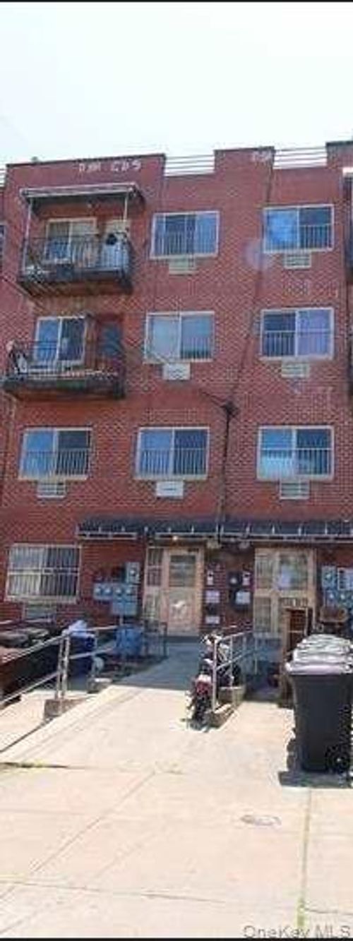 10448 38th Ave, Corona, NY, 11368-3370 | Card Image