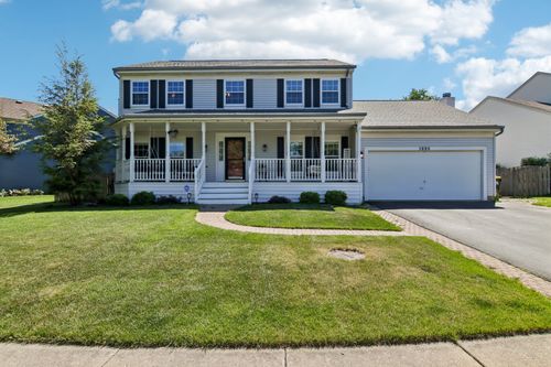 3880 Thornberry Way, Lake In The Hills, IL, 60156-4624 | Card Image
