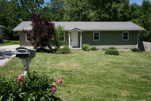 305 Lura Dr, Marshfield, MO, 65706-1534 | Card Image