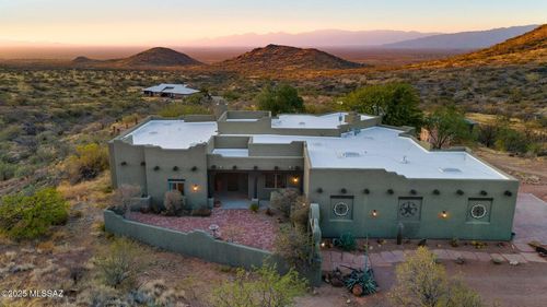 17950 S Via El Caballo Prieto, Vail, AZ, 85641-2429 | Card Image