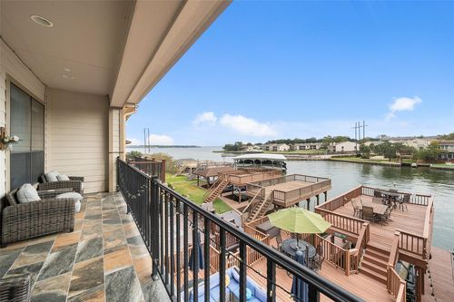 255 Capetown, Montgomery, TX, 77356-8839 | Card Image