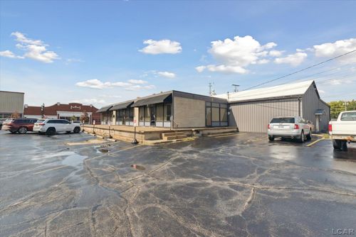 216 N Main St, Adrian, MI, 49221-2786 | Card Image