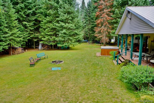 239 Ausable River Trl, House other with 2 bedrooms, 2 bathrooms and null parking in Roscommon MI | Image 37