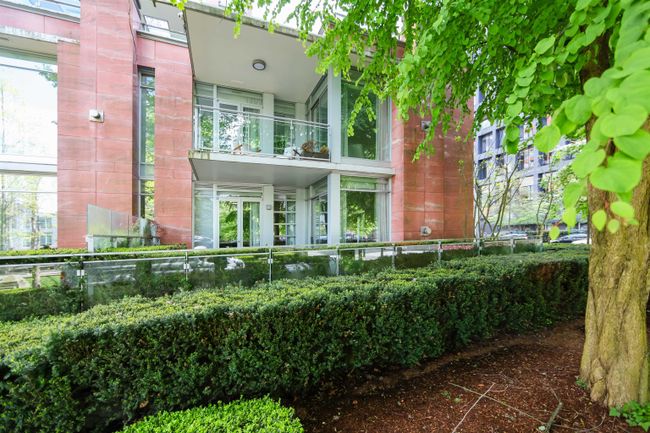 1181 W Cordova Street, Townhouse with 2 bedrooms, 2 bathrooms and 2 parking in Vancouver BC | Image 37