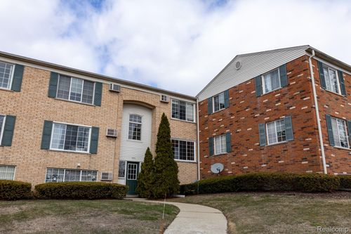 apt-212-495 Miller Ave, Rochester, MI, 48307-2253 | Card Image